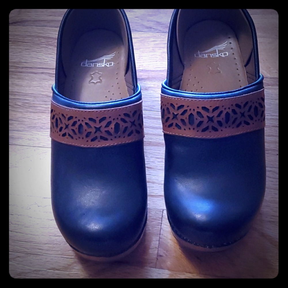 Dansko Black Brown Floral Shoes Size 38